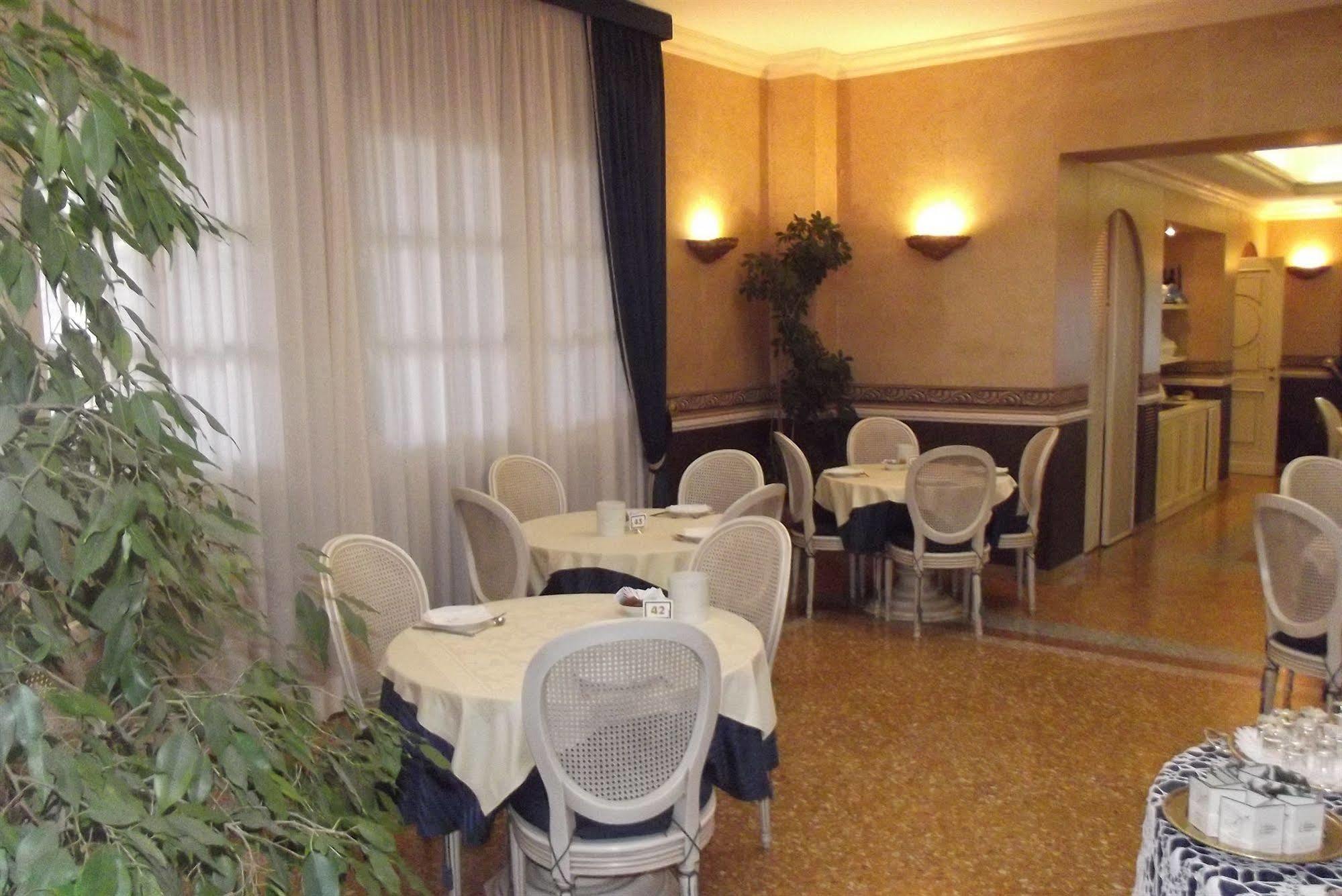 Sapori Hotel Tole